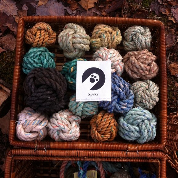 Rope Ball - Picture 1 of 4